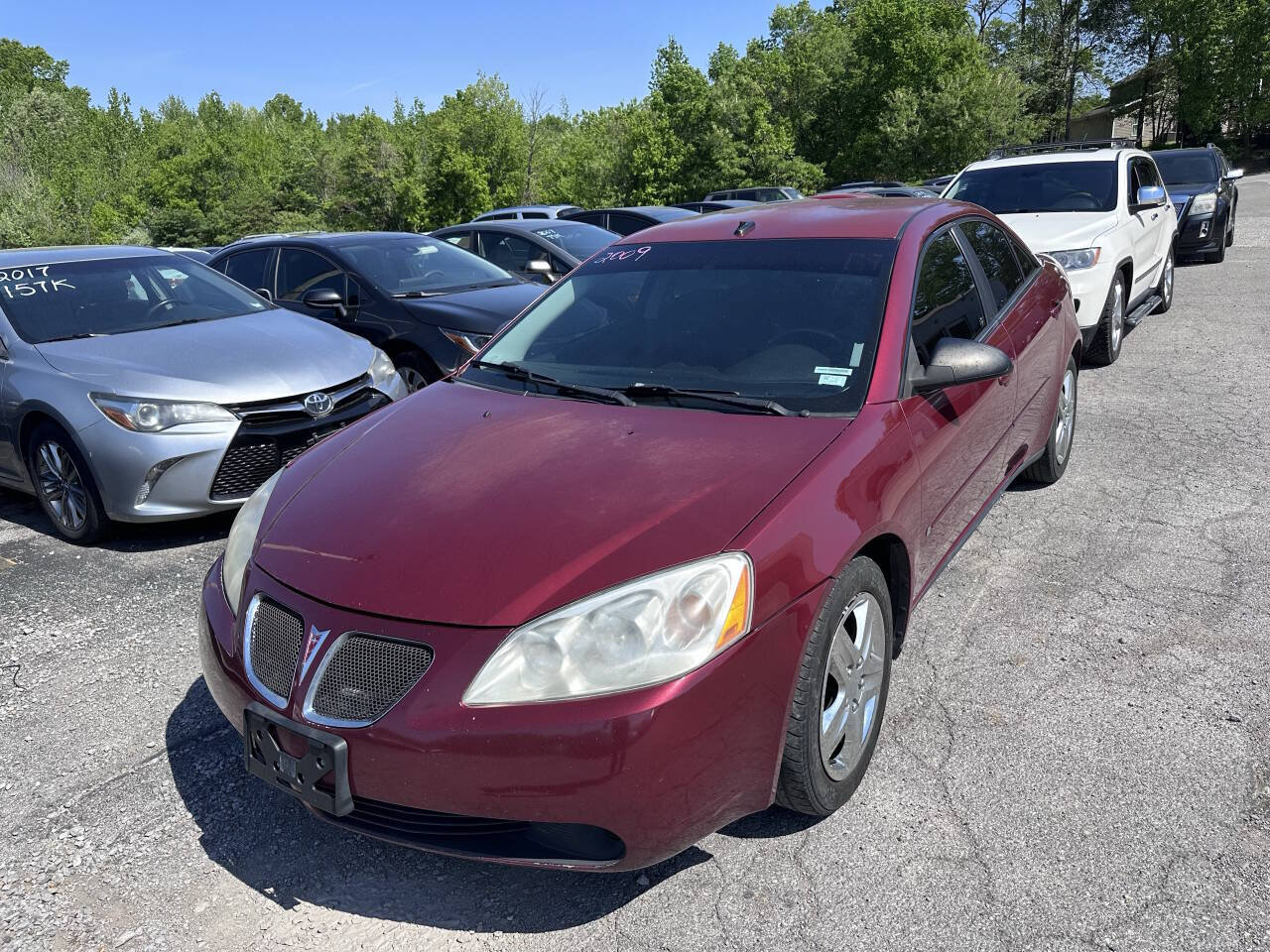 Used 2009 Pontiac G6 Sedan w/ Preferred Package FWD image 2