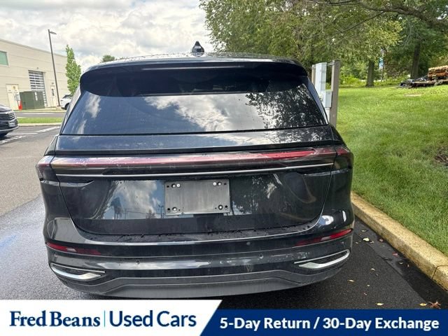 Used 2024 Lincoln Nautilus Premier AWD/4WD image 6