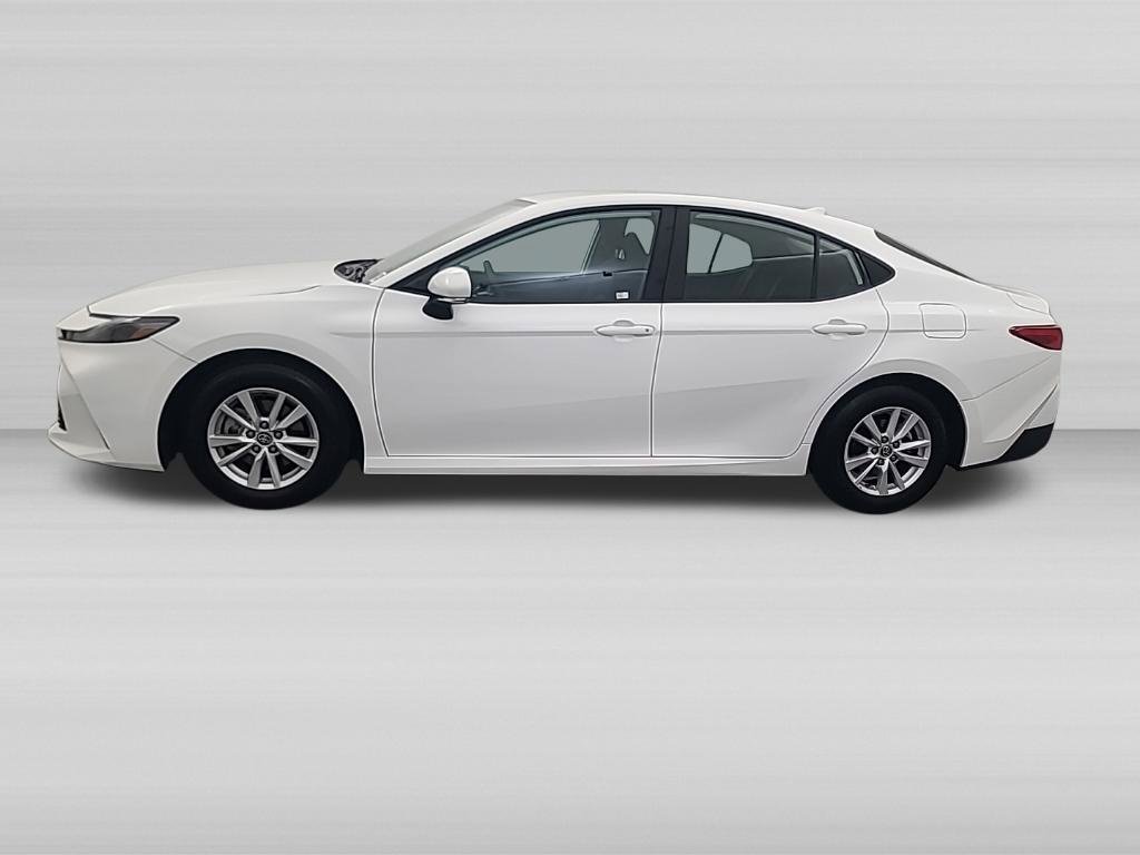Used 2026 Toyota Camry LE FWD image 8