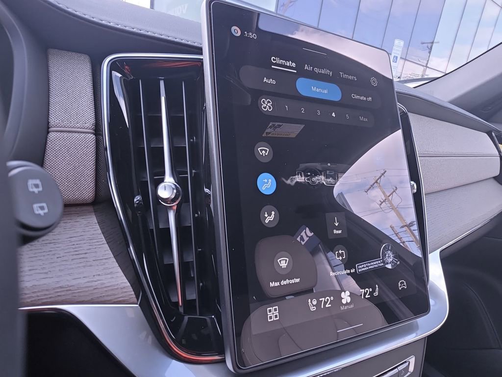 New 2026 Volvo XC90 T8 Plus w/ Protection Package Premier image 23