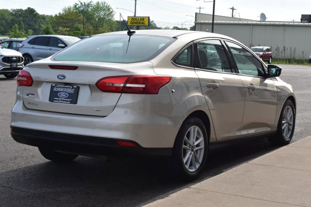 Used 2017 Ford Focus SE FWD image 9