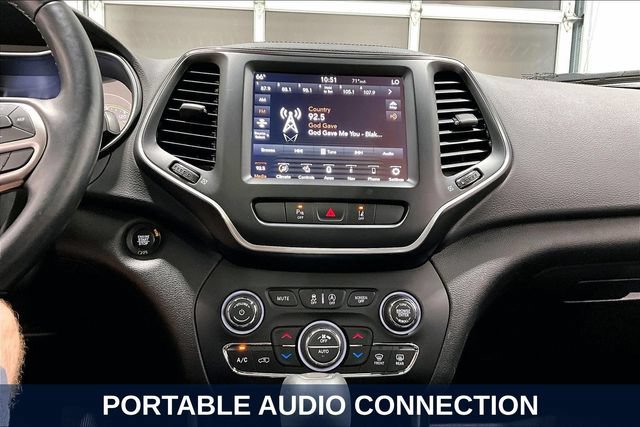 Used 2021 Jeep Cherokee Latitude w/ Comfort Safety Group AWD/4WD image 20