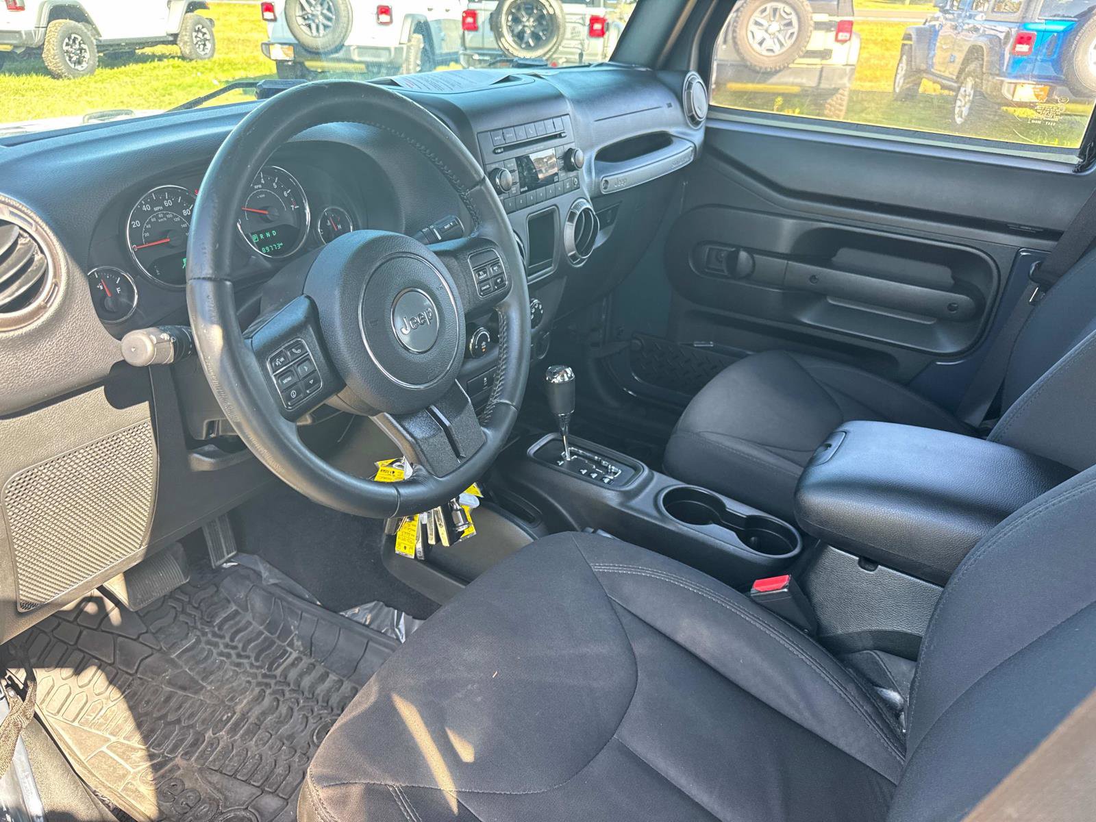 Used 2018 Jeep Wrangler Unlimited Sport w/ Connectivity Group image 22
