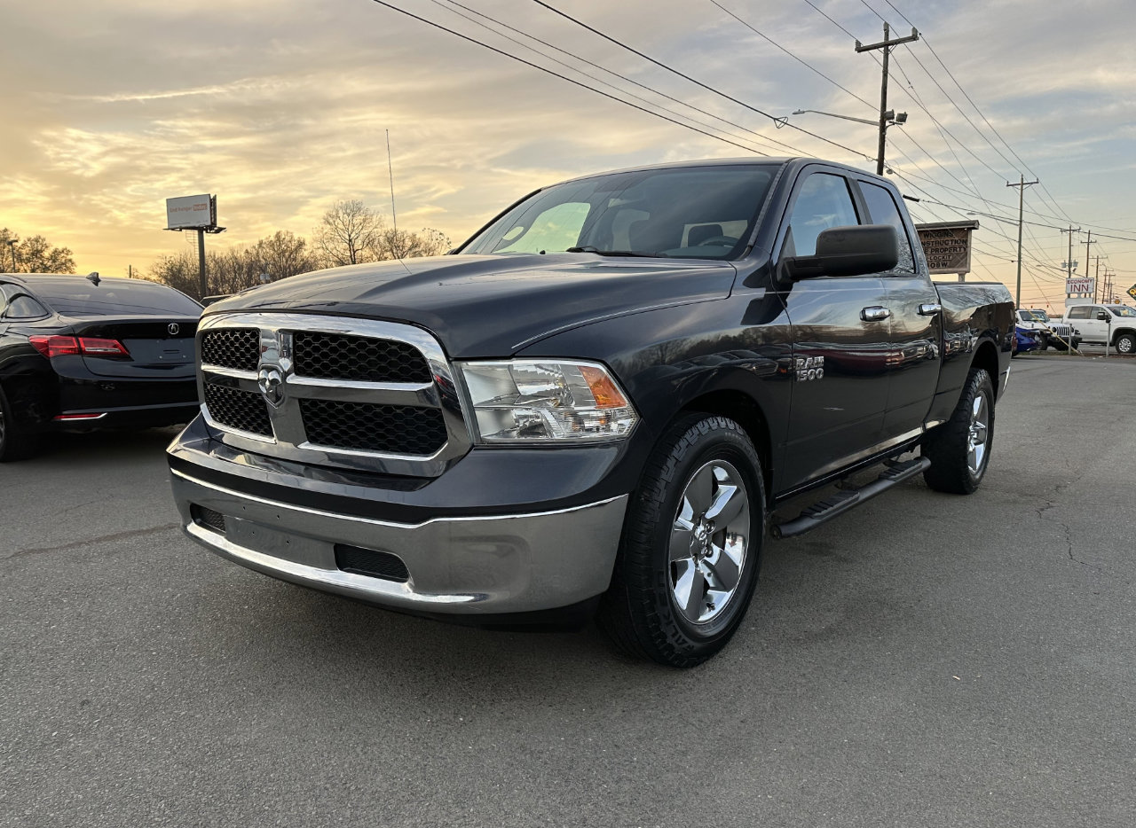 Used 2016 RAM 1500 Classic SLT image 3