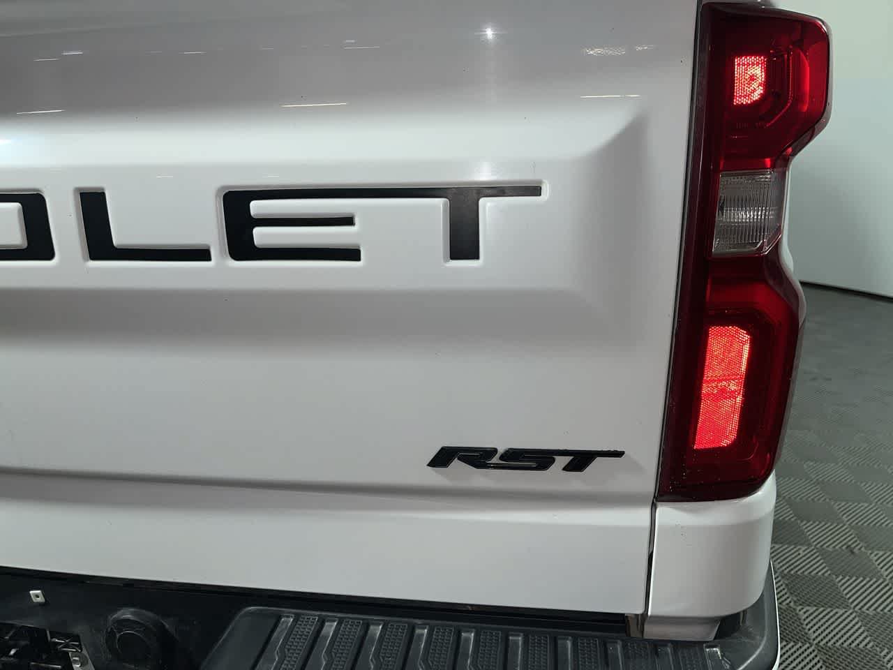 Used 2023 Chevrolet Silverado 1500 RST w/ Protection Package AWD/4WD image 12