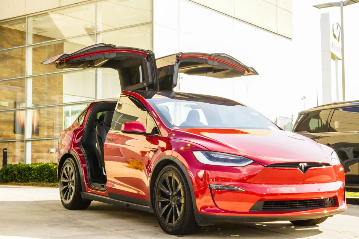 Used 2022 Tesla Model X Plaid AWD/4WD image 16