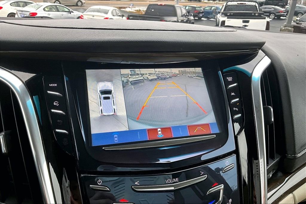 Used 2019 Cadillac Escalade Luxury image 21