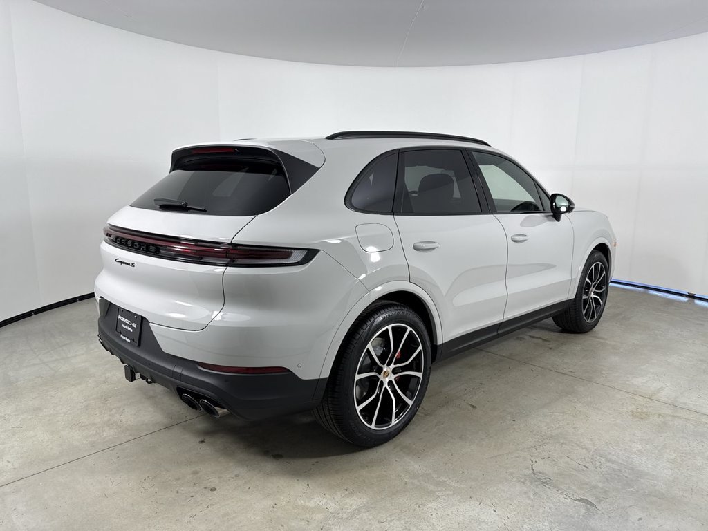 New 2026 Porsche Cayenne S AWD/4WD image 7