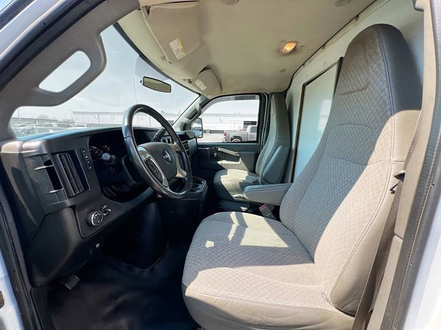 Used 2019 GMC Savana 3500 Extended w/ Power Convenience Package image 8