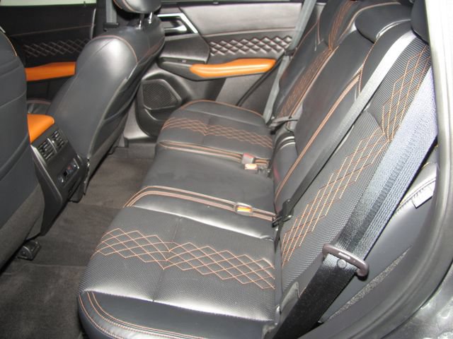 Used 2022 Mitsubishi Outlander SEL AWD/4WD image 13