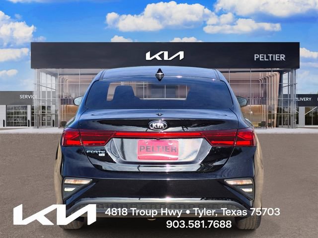 Certified 2021 Kia Forte Sedan FWD image 5