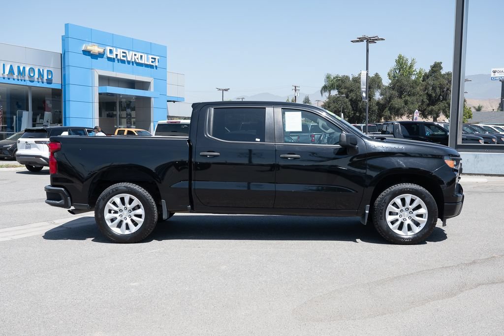 Used 2022 Chevrolet Silverado 1500 Custom RWD image 3