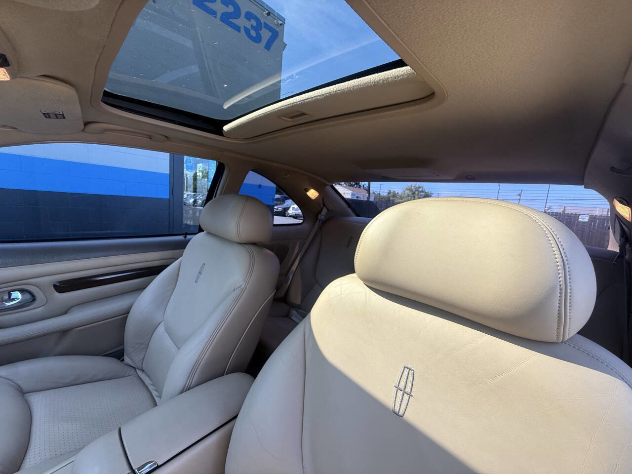 Used 1998 Lincoln Mark VIII LSC image 10