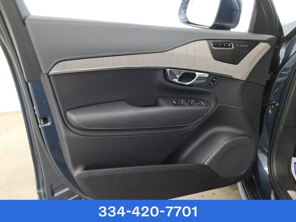 New 2025 Volvo XC90 T8 Ultra w/ Protection Package Premier image 16