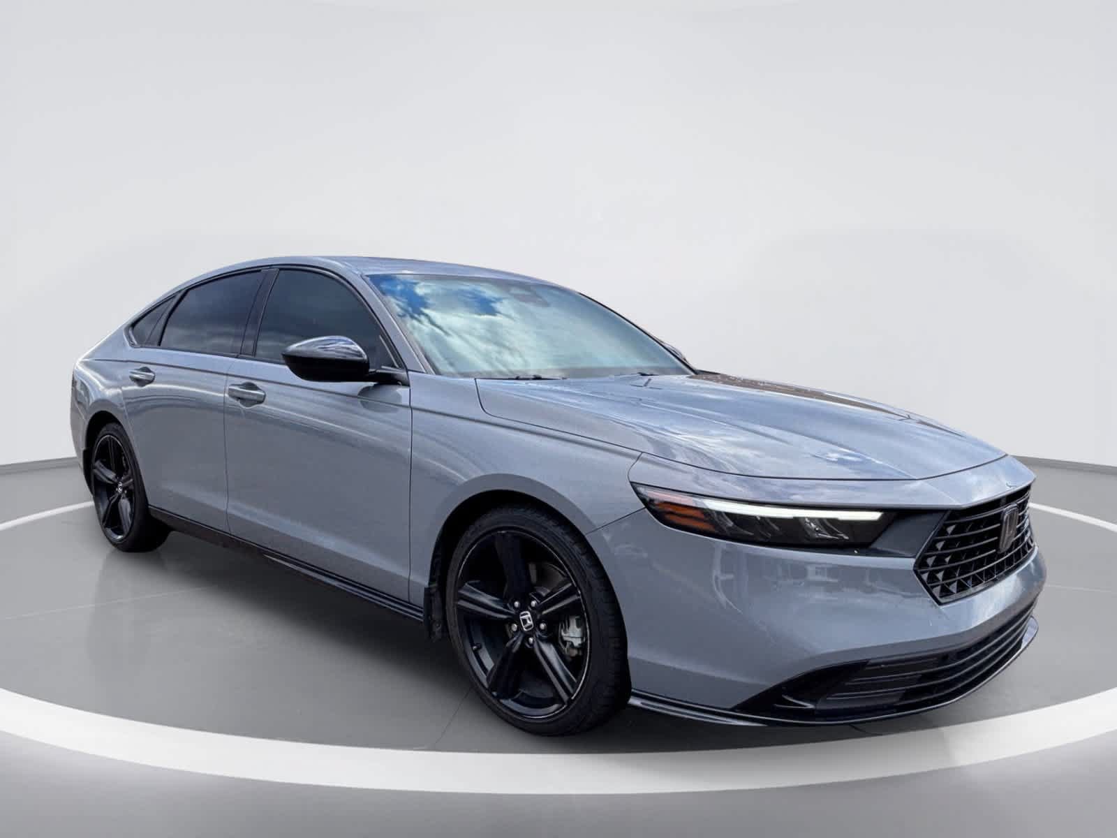 Used 2025 Honda Accord Sport image 7