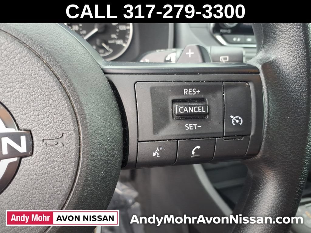 Used 2024 Nissan Rogue S FWD image 21