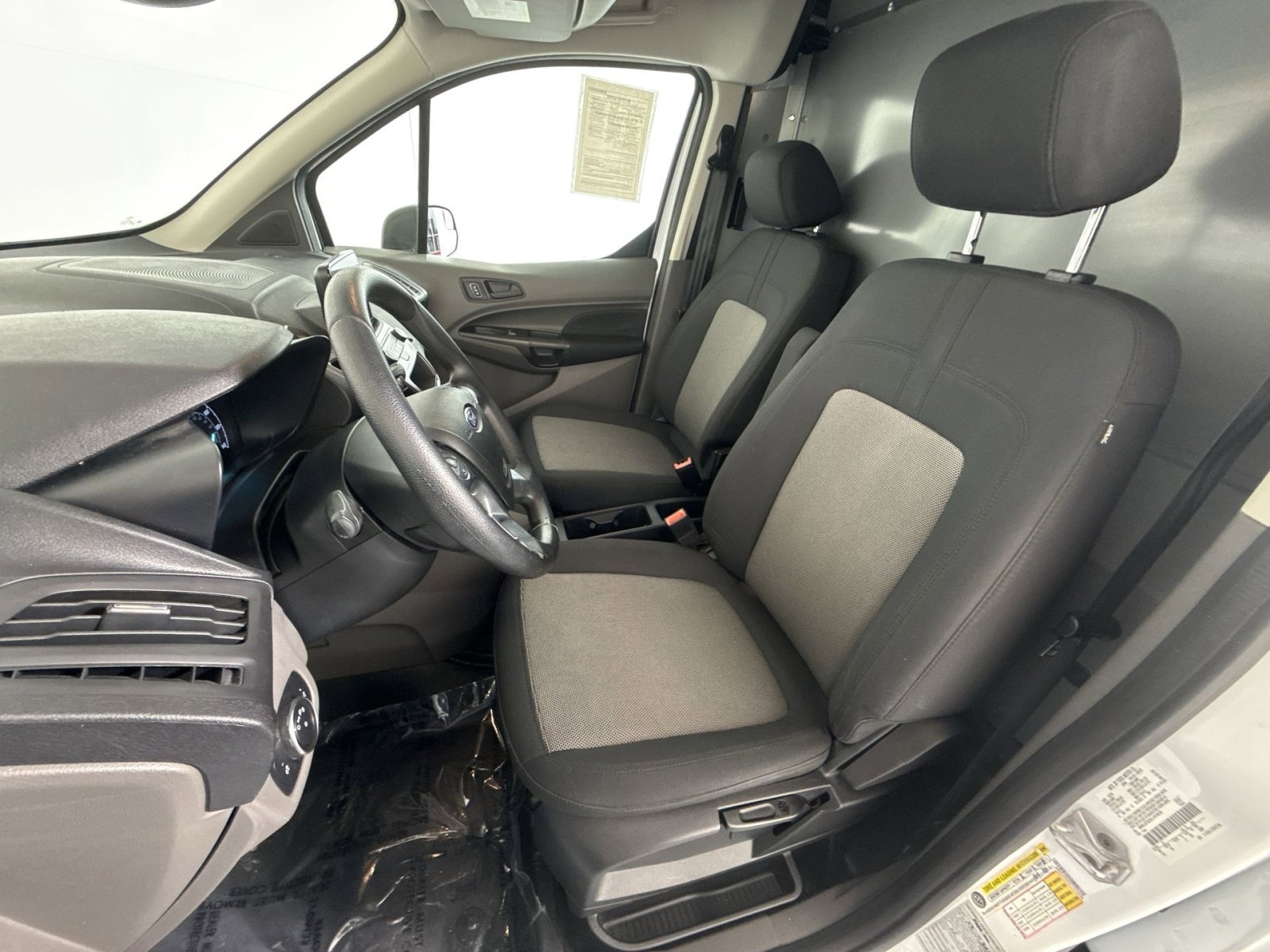 Used 2020 Ford Transit Connect XL FWD image 13