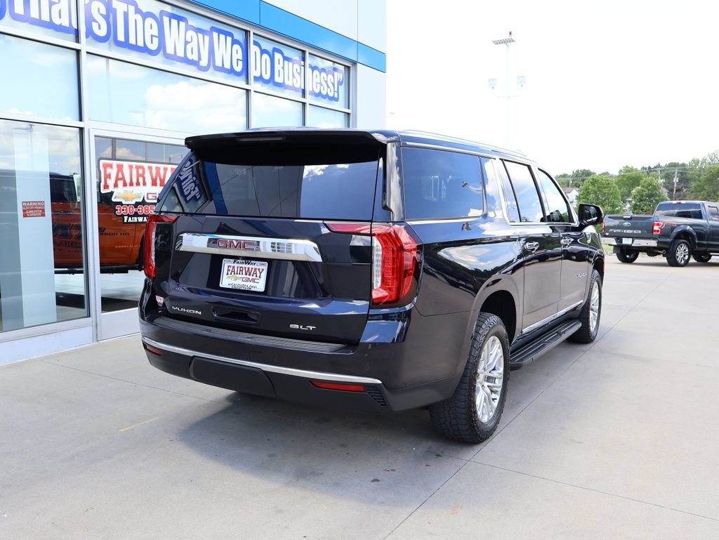 Used 2023 GMC Yukon XL SLT w/ SLT Luxury Package AWD/4WD image 3