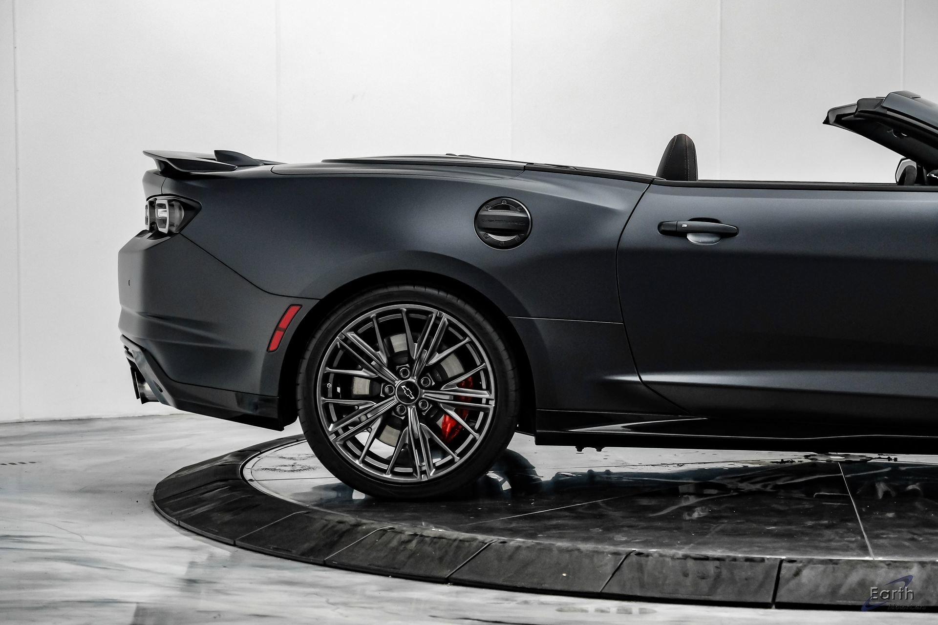 Used 2024 Chevrolet Camaro ZL1 RWD image 30