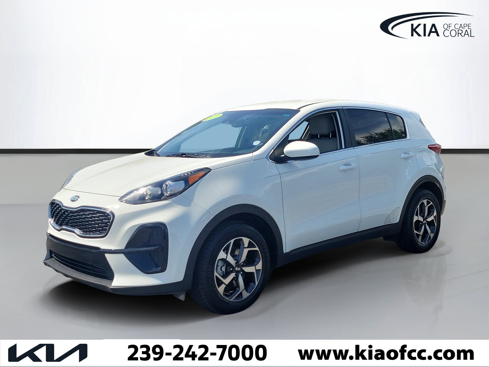 Used 2020 Kia Sportage LX FWD image 3