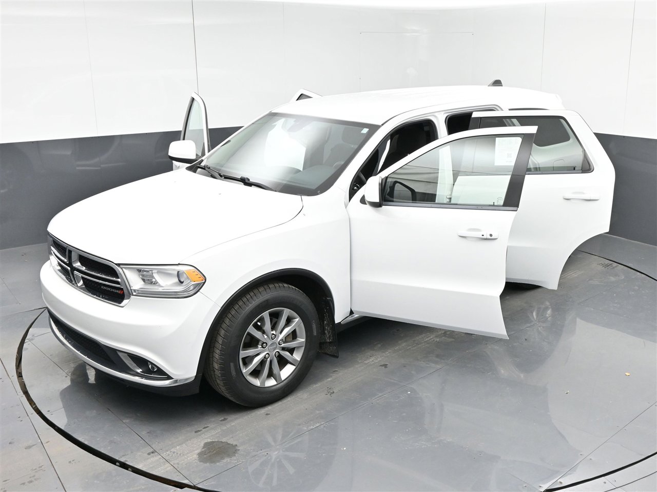 Used 2017 Dodge Durango SXT w/ 3rd Row Seating Group image 38