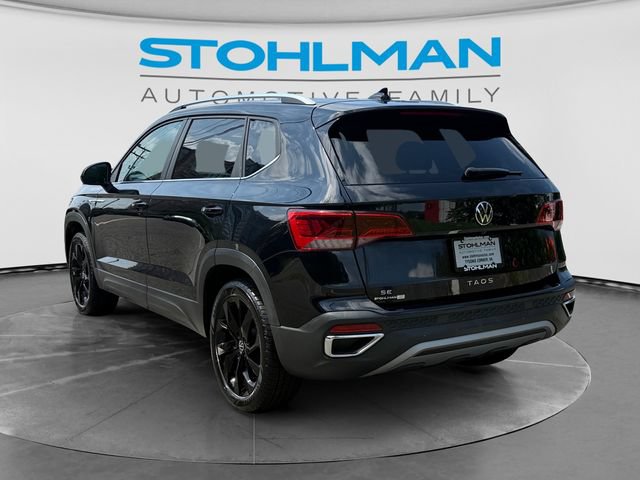 Certified 2024 Volkswagen Taos SE w/ Panoramic Sunroof Package FWD image 7