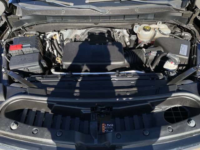 Used 2021 Chevrolet Suburban High Country w/ Premium Package RWD image 30