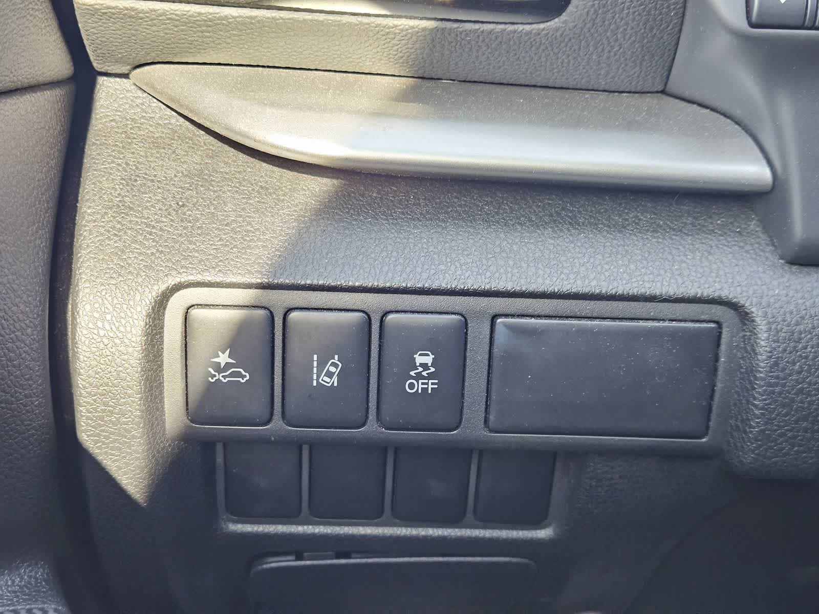 Used 2022 Mitsubishi Eclipse Cross SE FWD image 20