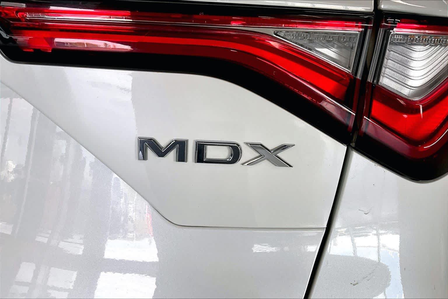 Used 2023 Acura MDX SH-AWD w/ Advance Package image 7