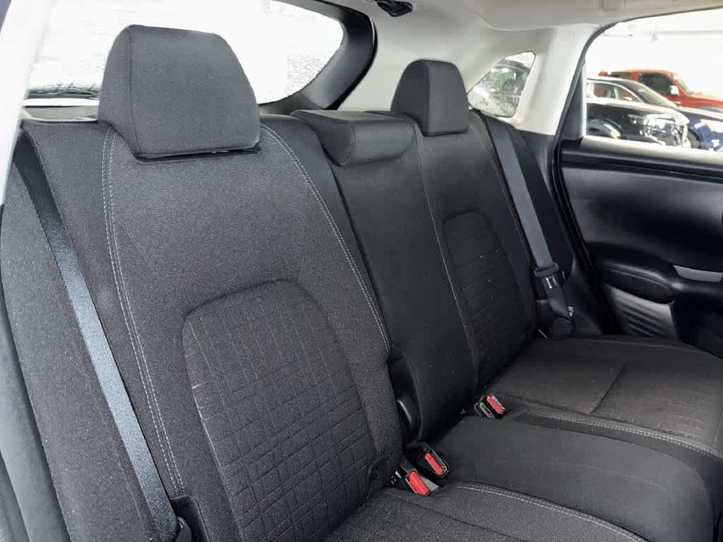 Used 2025 Honda HR-V LX image 25