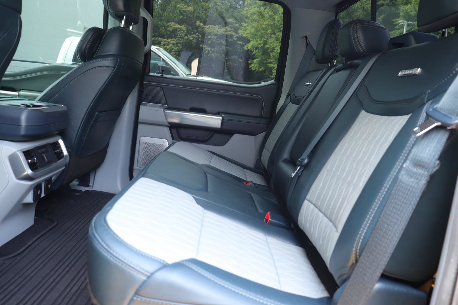 Used 2022 Ford F150 Limited AWD/4WD image 13