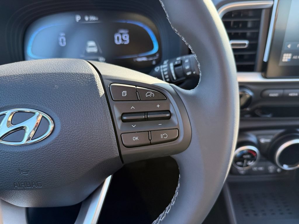New 2026 Hyundai Venue SEL FWD image 19