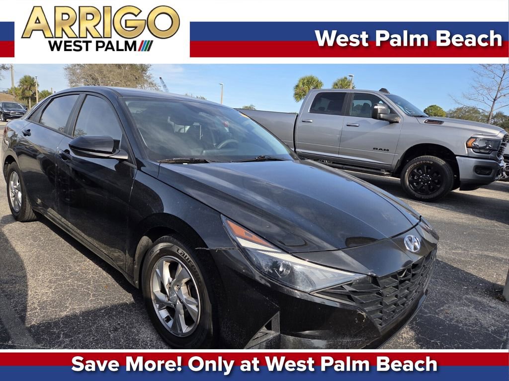 Used 2021 Hyundai Elantra SE image 1
