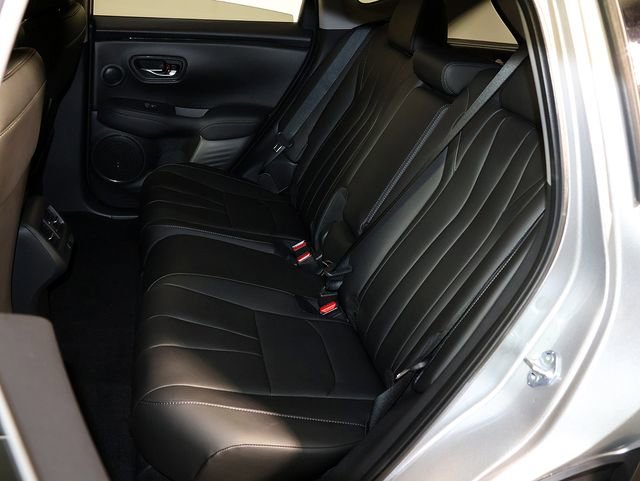 Certified 2025 Acura ADX AWD image 13