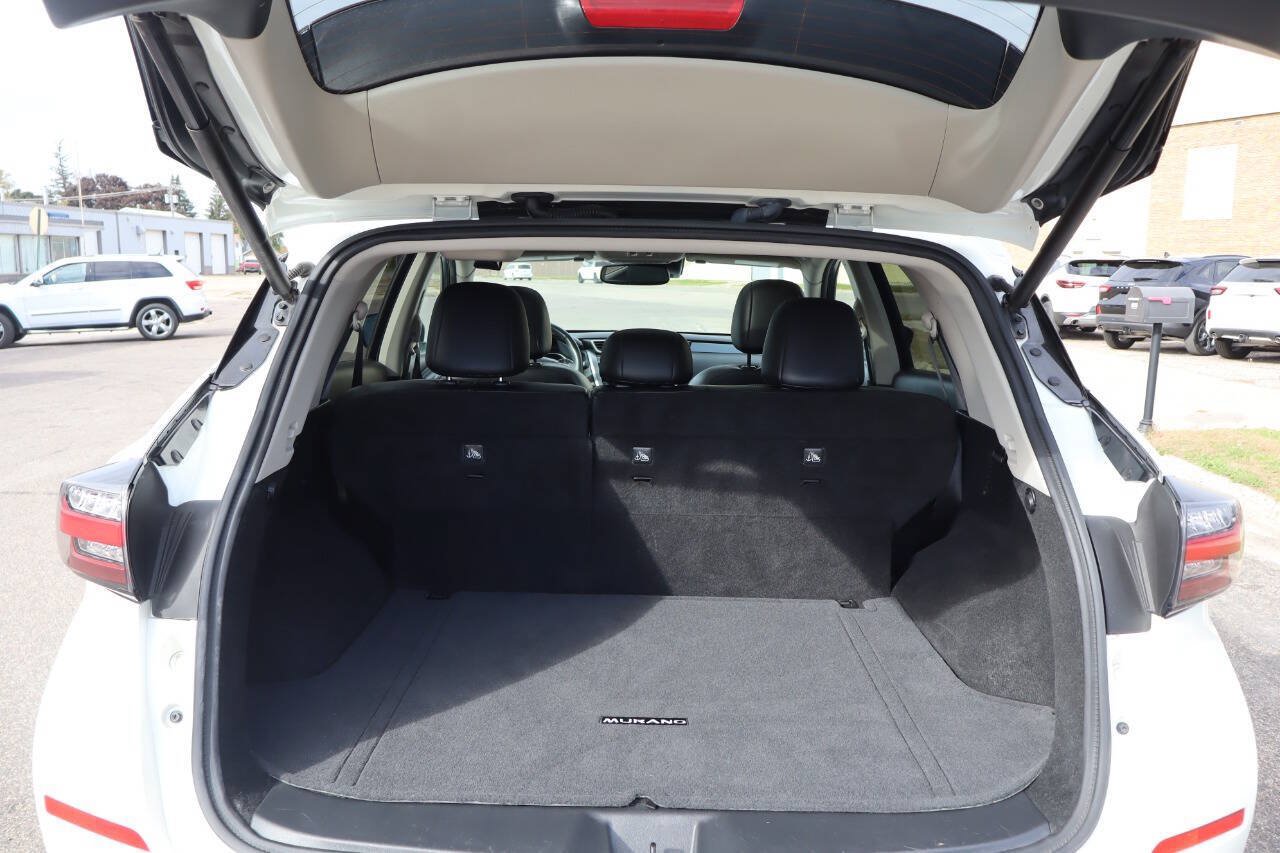 Used 2020 Nissan Murano SL w/ Moonroof Package AWD/4WD image 8