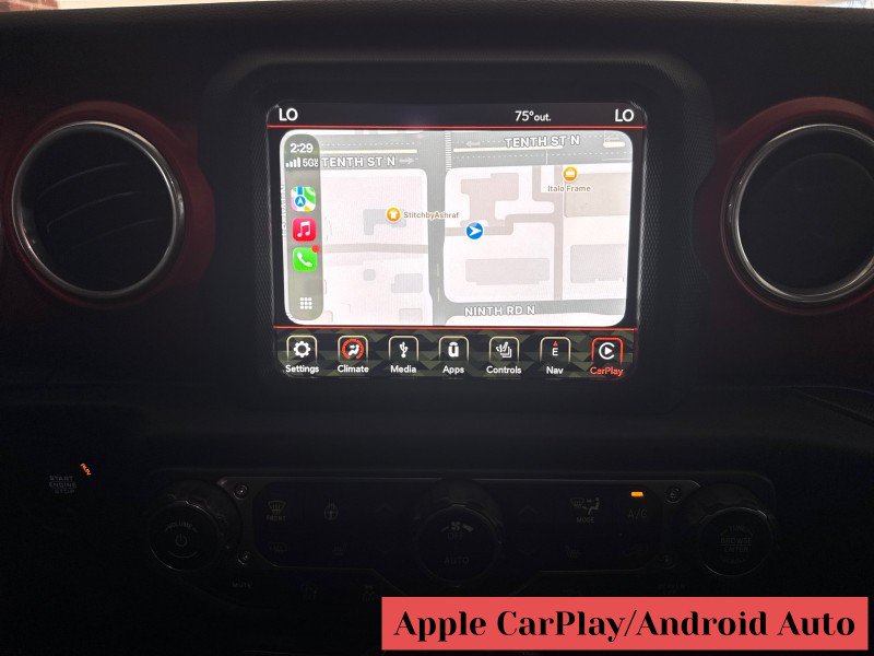 Used 2018 Jeep Wrangler Unlimited Rubicon AWD/4WD image 35