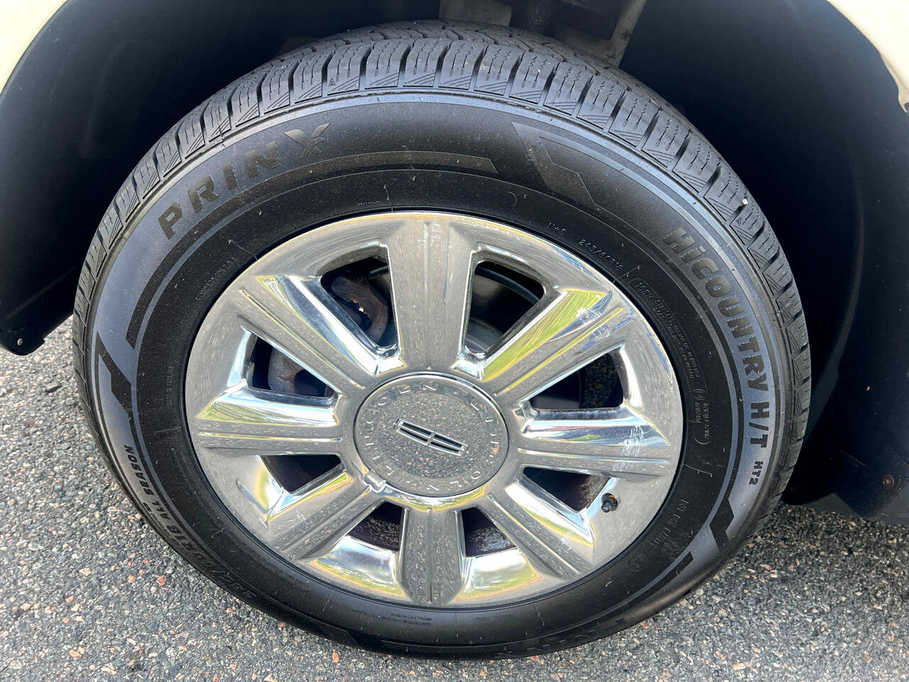 Used 2008 Lincoln MKX AWD image 28