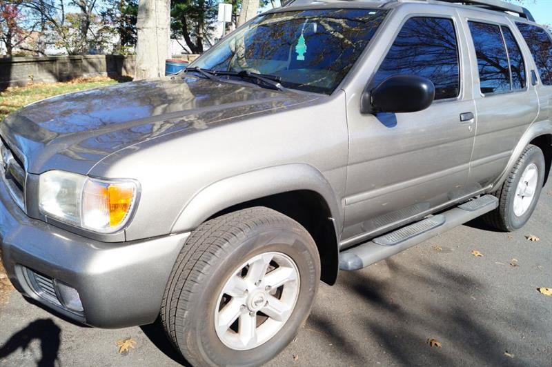 Used 2003 Nissan Pathfinder SE image 4