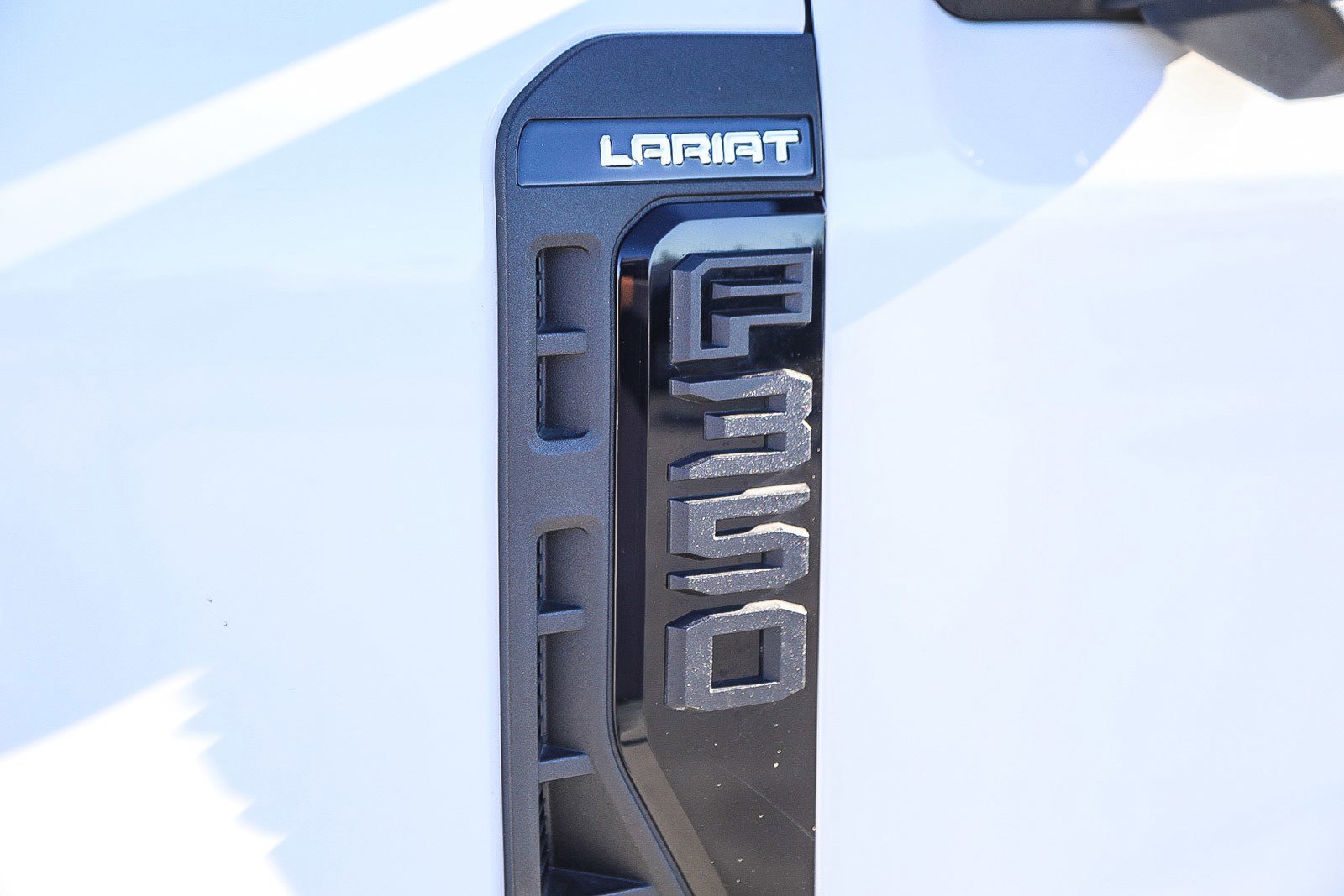 Used 2024 Ford F350 Lariat w/ Lariat Ultimate Package image 27