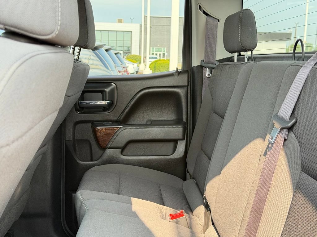 Used 2017 GMC Sierra 1500 SLE w/ SLE Value Package AWD/4WD image 28
