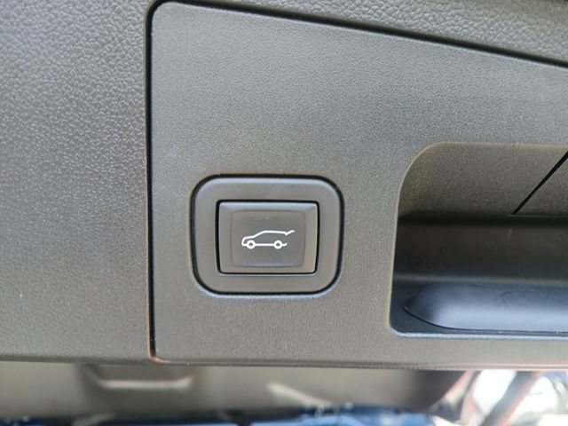 Used 2024 Cadillac XT4 Premium Luxury AWD/4WD image 27