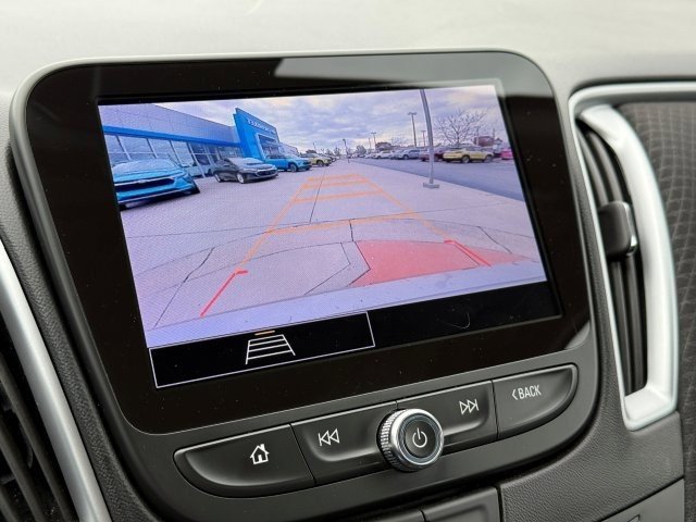 Used 2024 Chevrolet Malibu LT image 27