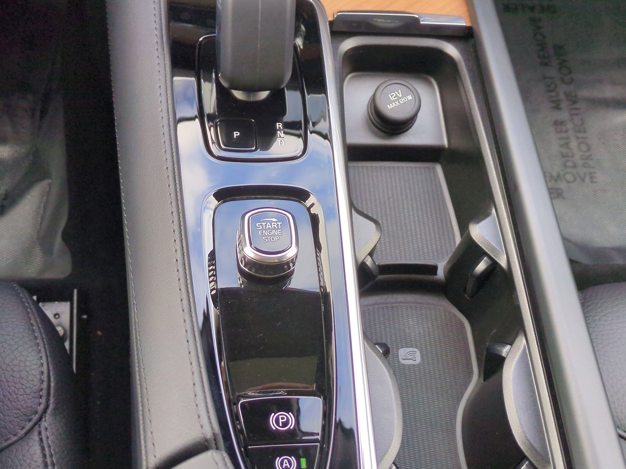 Used 2025 Volvo XC90 B6 Plus image 19