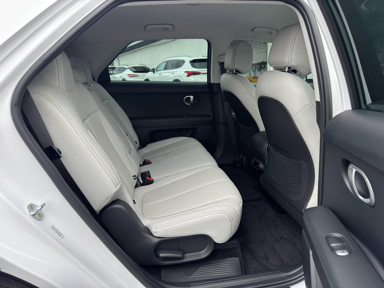 Used 2022 Hyundai Ioniq 5 SE image 24