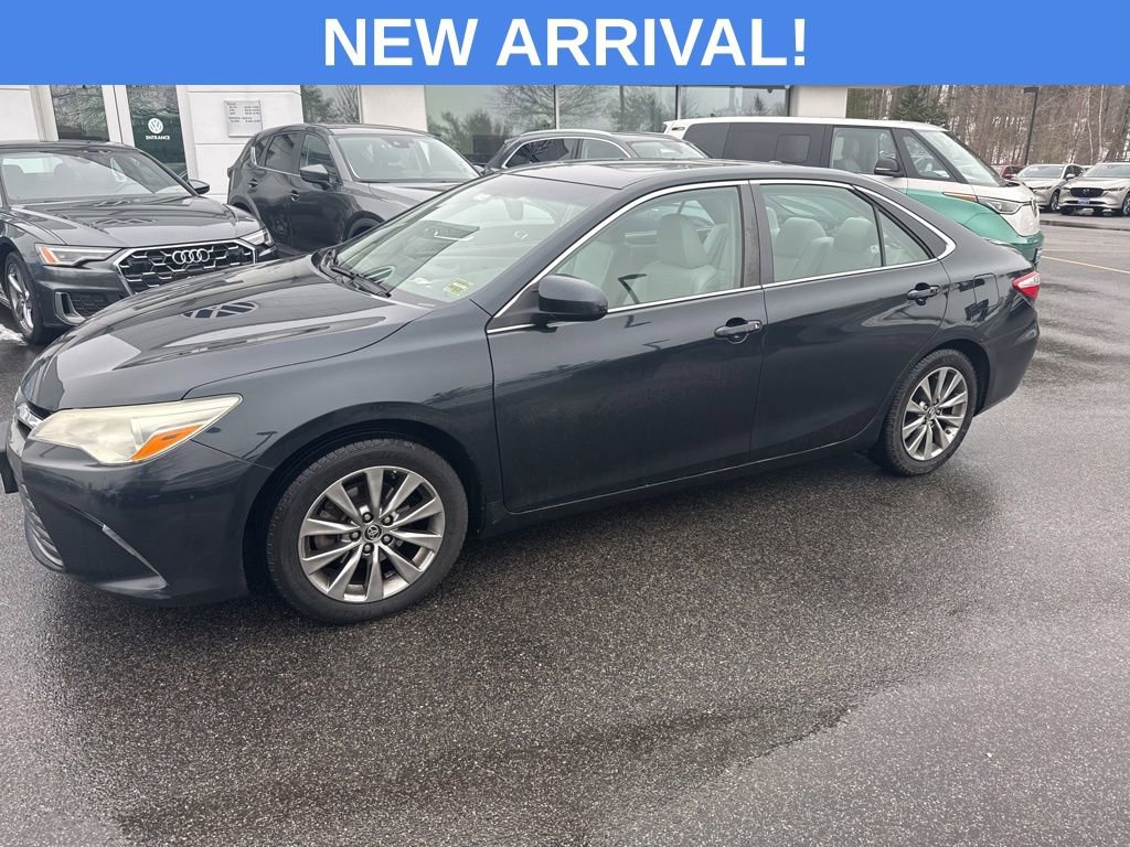 Used 2015 Toyota Camry XLE w/ Moonroof Package video 1
