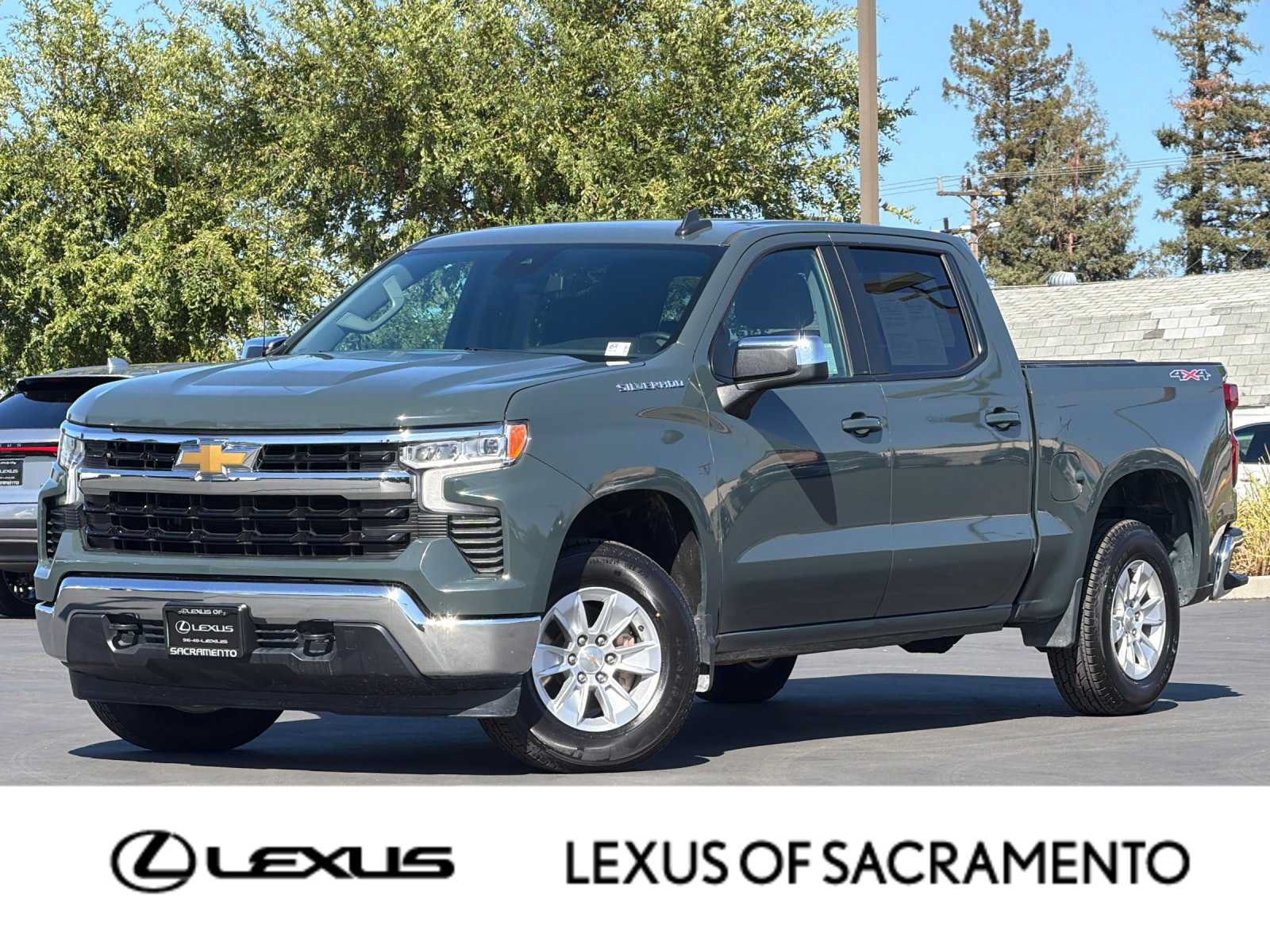 Used 2025 Chevrolet Silverado 1500 LT AWD/4WD image 1