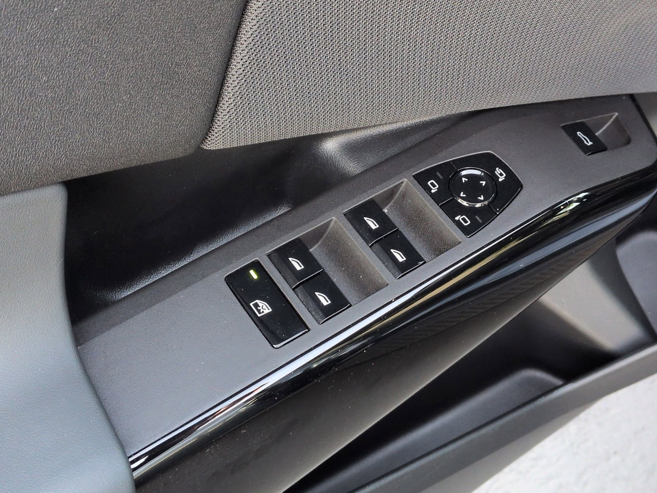 Used 2026 BMW X3 xDrive30 w/ Convenience Package AWD/4WD image 15