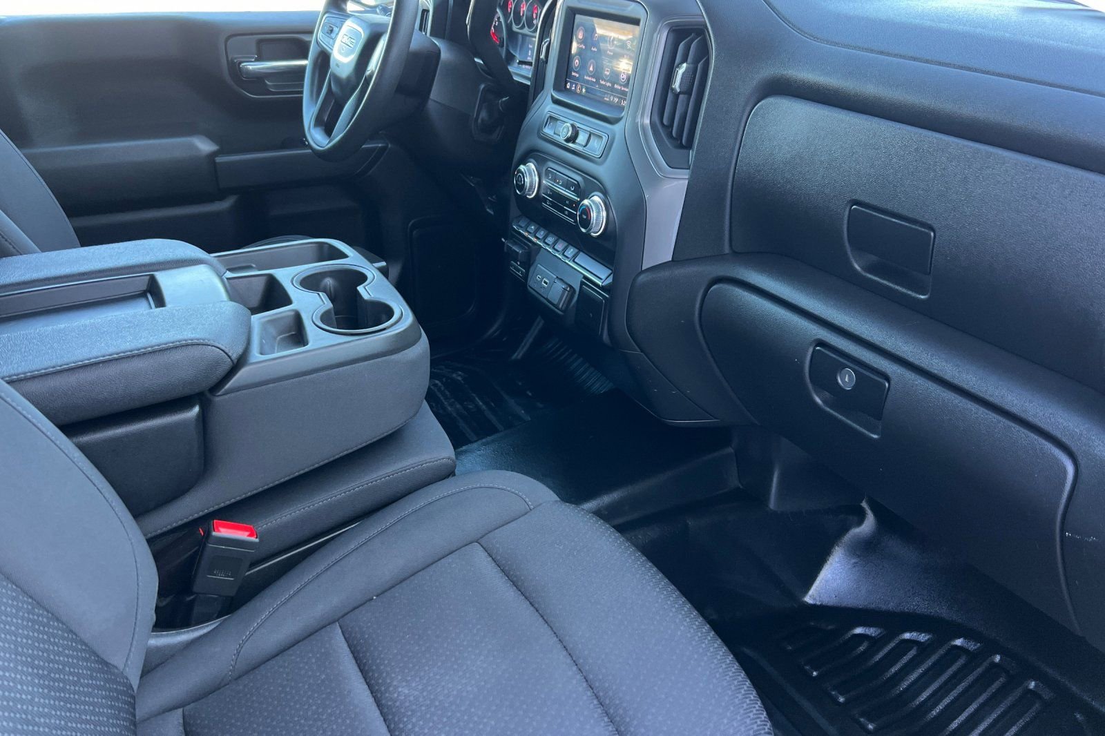 Used 2024 GMC Sierra 1500 Pro w/ Pro Value Package image 16