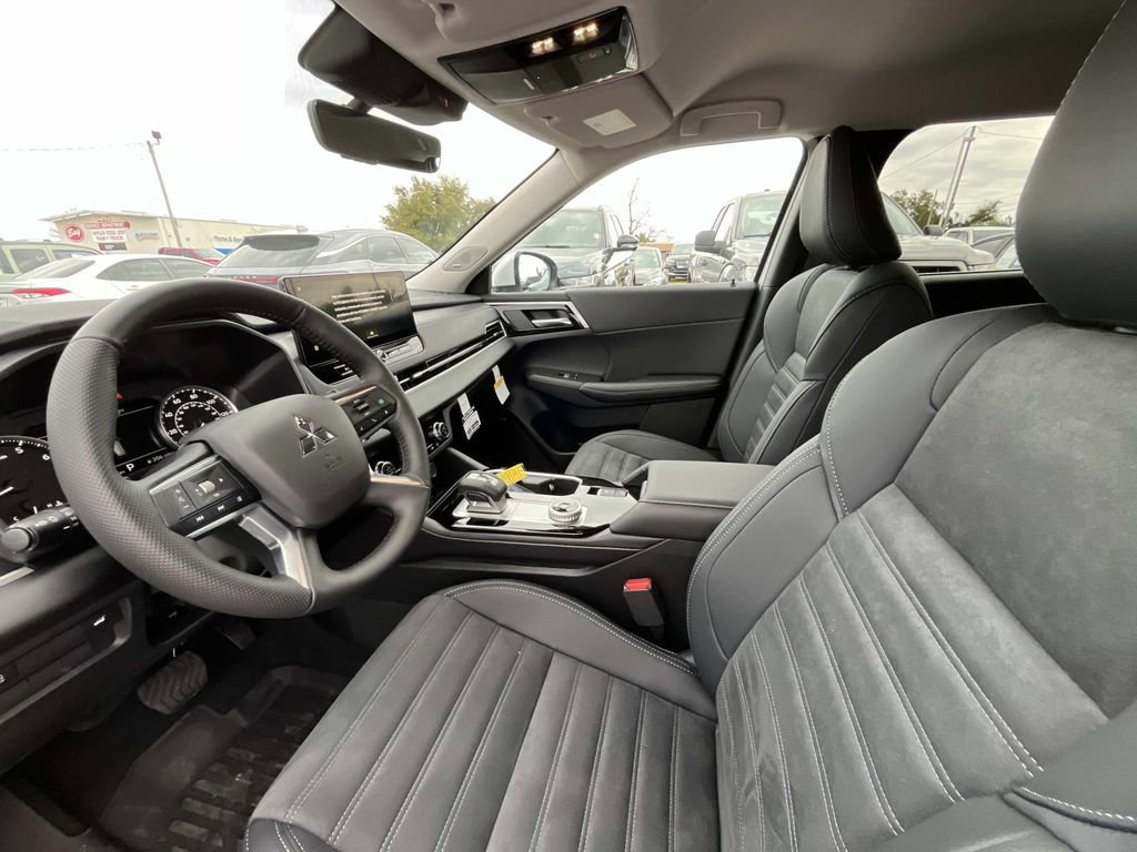 New 2026 Mitsubishi Outlander SE FWD image 10