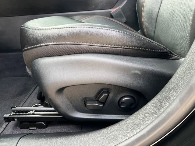 Used 2022 Jeep Compass Limited image 11